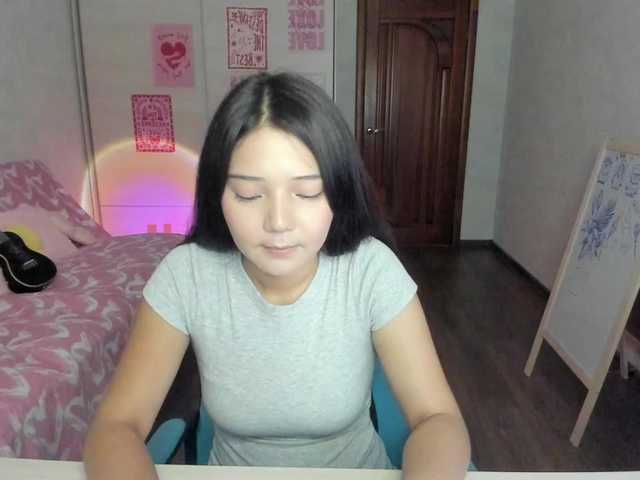 MilanaMittt live cam on BongaCams
