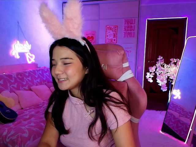 MilanaMittt live cam on BongaCams