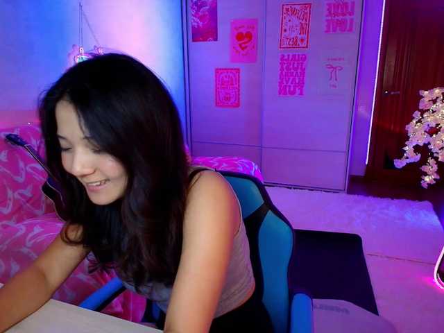 MilanaMittt live cam on BongaCams