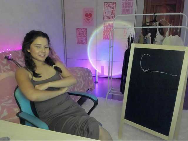 MilanaMittt live webcam show