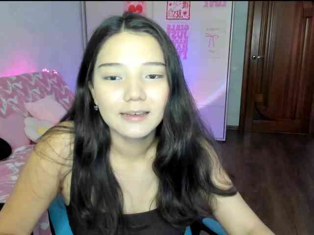 MilanaMittt webcam