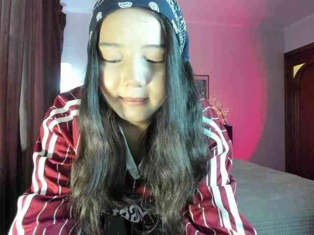 MilanaMittt webcam