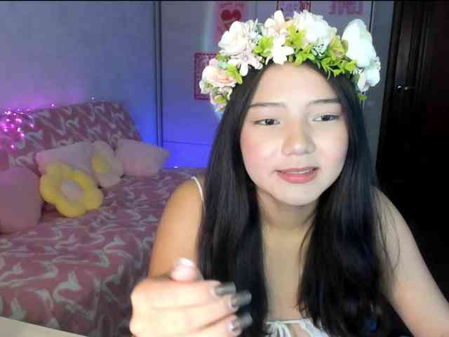 MilanaMittt webcam