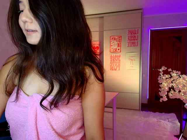Model: MilanaMittt