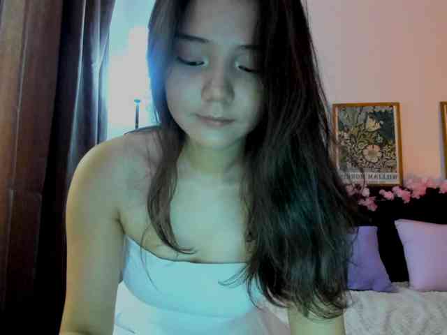 MilanaMittt webcam