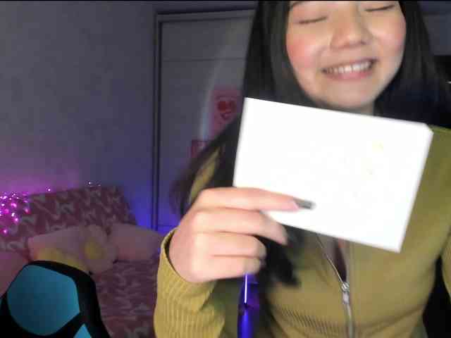 MilanaMittt webcam