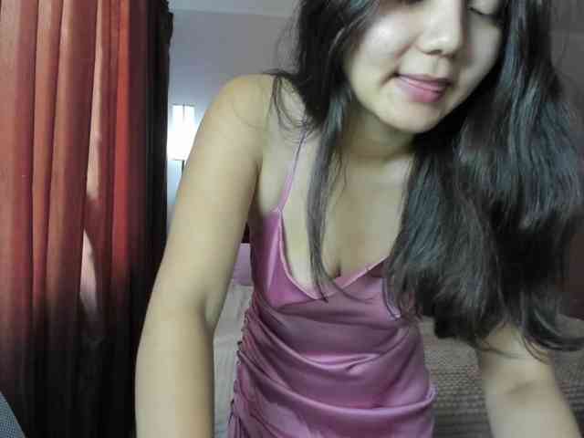 MilanaMittt webcam