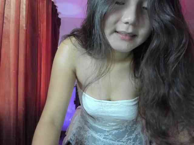 MilanaMittt webcam