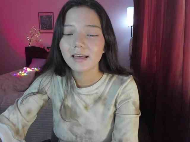 MilanaMittt webcam