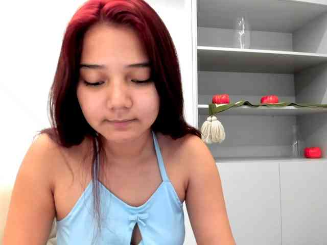 MilanaMittt webcam