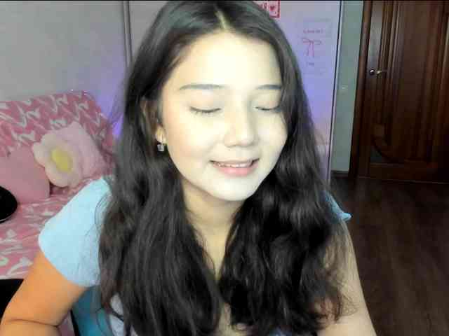 MilanaMittt webcam