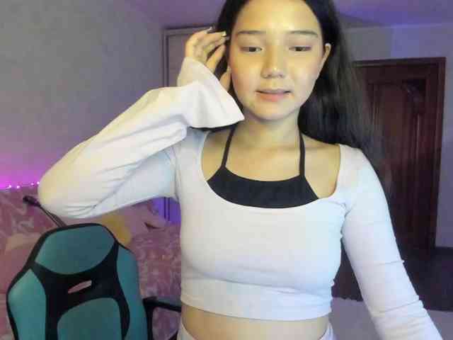 MilanaMittt webcam
