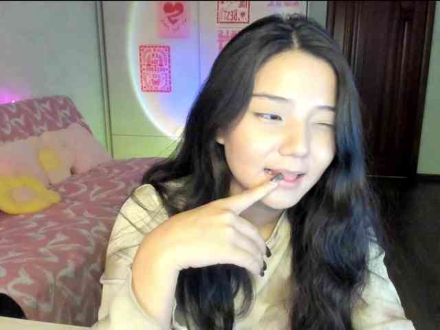 MilanaMittt webcam