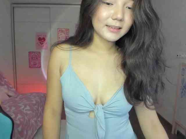 MilanaMittt webcam