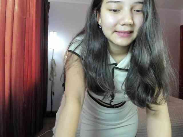 MilanaMittt webcam
