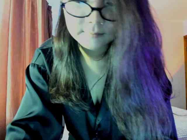 MilanaMittt webcam
