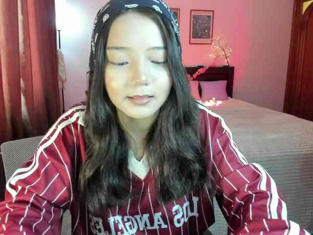 MilanaMittt webcam