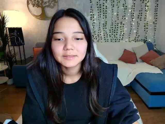 MilanaMittt webcam
