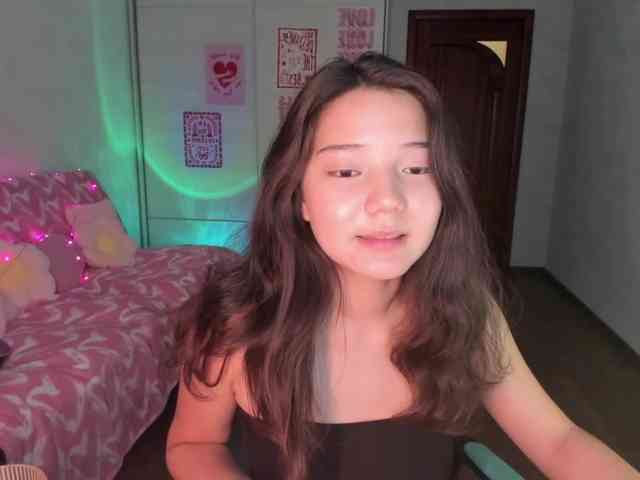 MilanaMittt webcam
