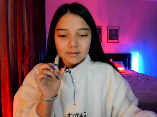 MilanaMittt webcam