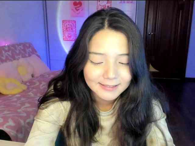 MilanaMittt webcam
