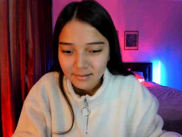 MilanaMittt webcam