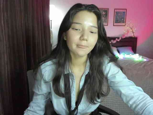 MilanaMittt webcam