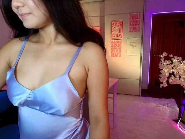 MilanaMittt webcam