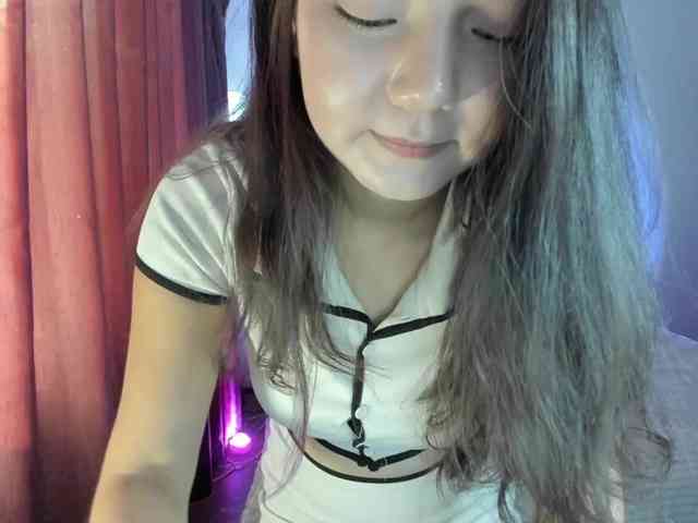 MilanaMittt webcam
