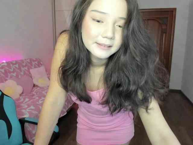 MilanaMittt webcam