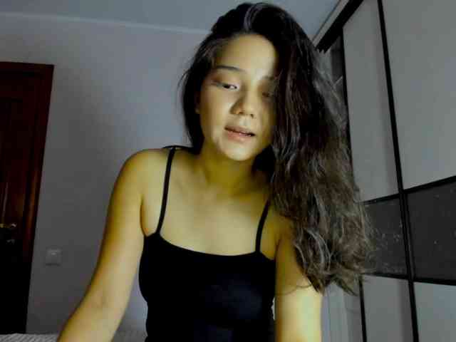 MilanaMittt webcam