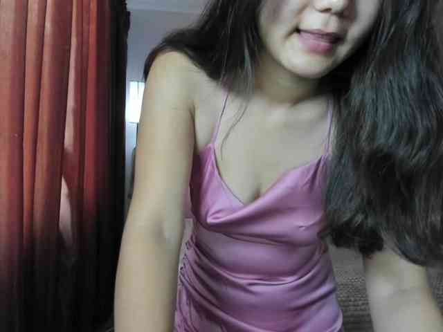 MilanaMittt webcam