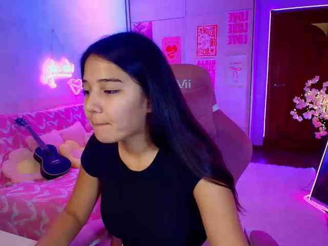 MilanaMittt webcam