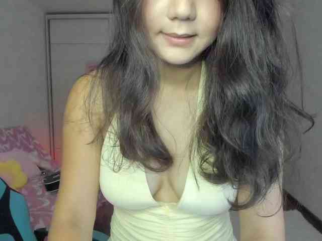 MilanaMittt webcam