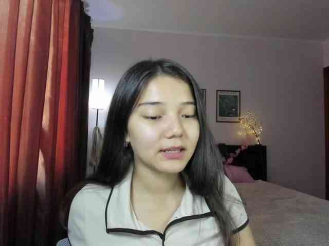 MilanaMittt webcam