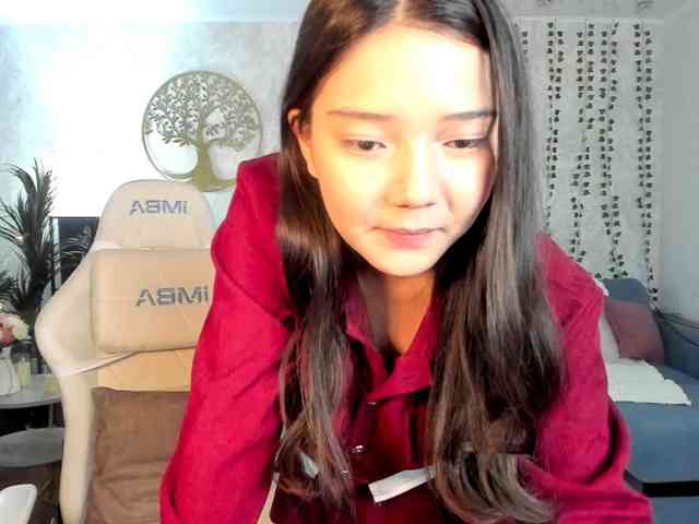 MilanaMittt webcam