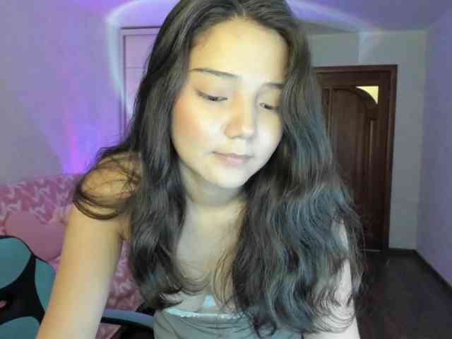 MilanaMittt webcam