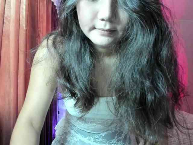 MilanaMittt webcam