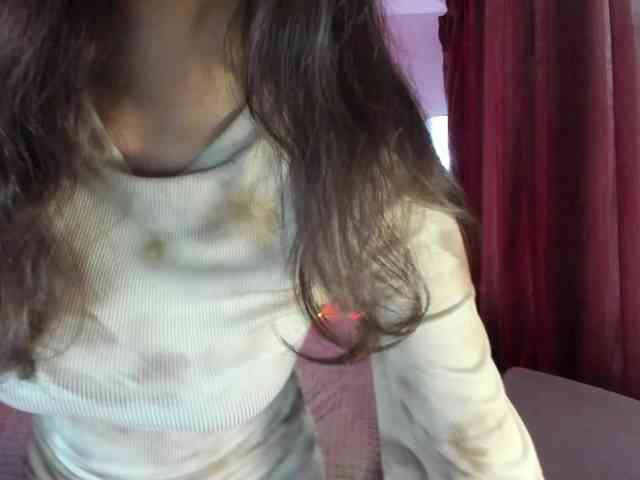 MilanaMittt webcam
