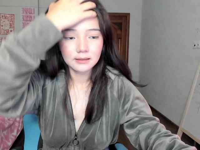 MilanaMittt webcam