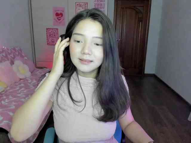 MilanaMittt webcam