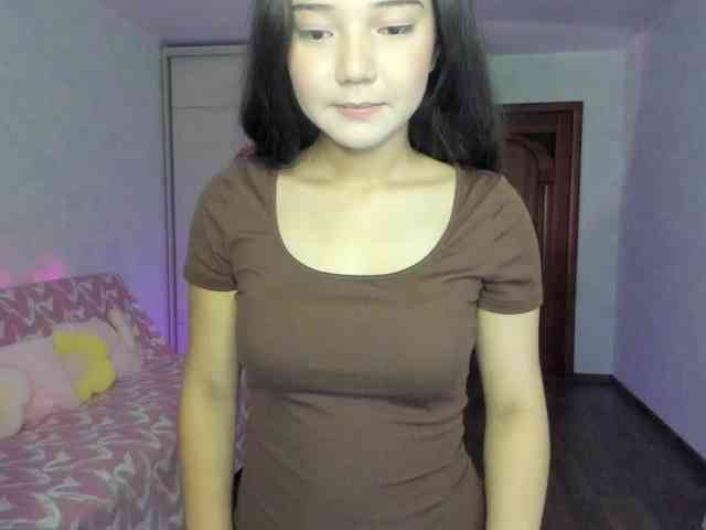 MilanaMittt webcam