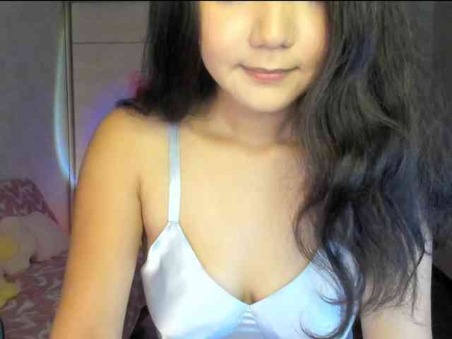 MilanaMittt webcam