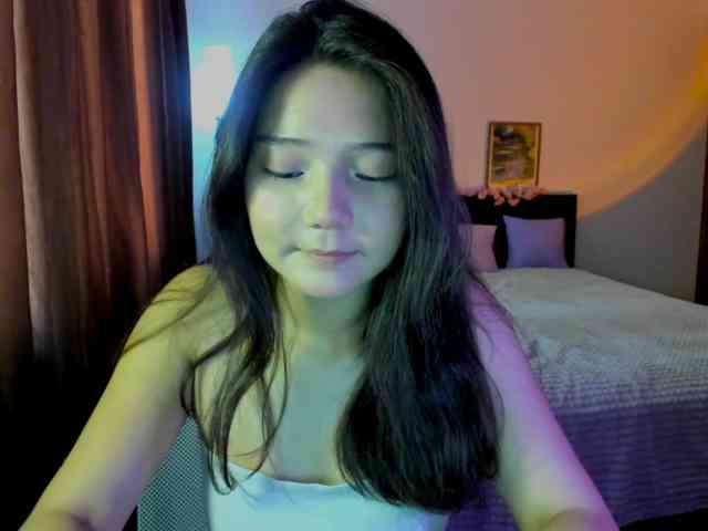MilanaMittt webcam