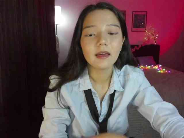 MilanaMittt webcam