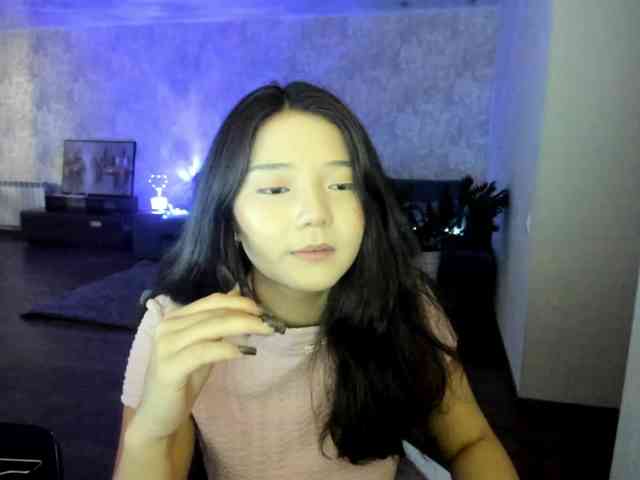 MilanaMittt webcam