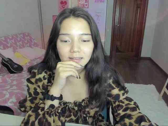 MilanaMittt webcam