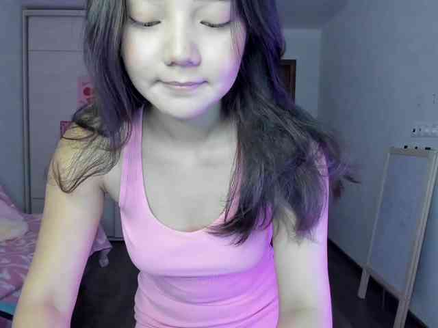 MilanaMittt webcam