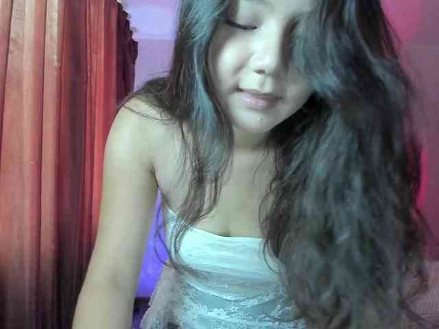 MilanaMittt webcam
