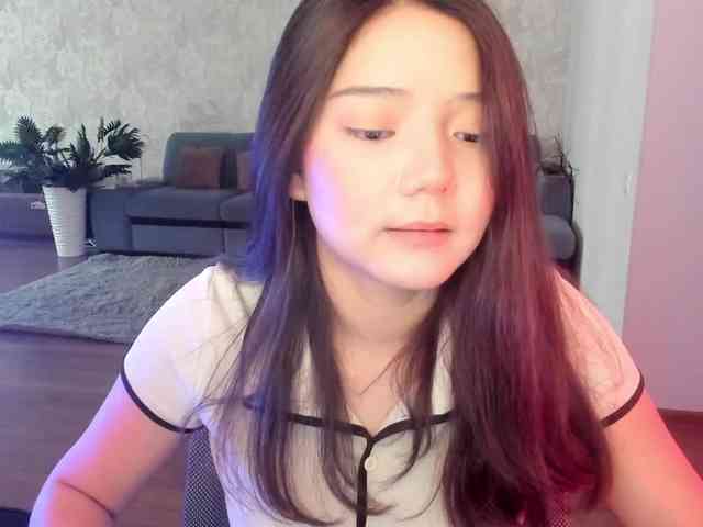 MilanaMittt webcam